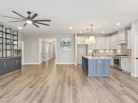 3rd image of 3 Farmhouse Way