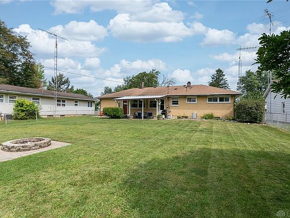 4th image of 303 Fernwood Dr