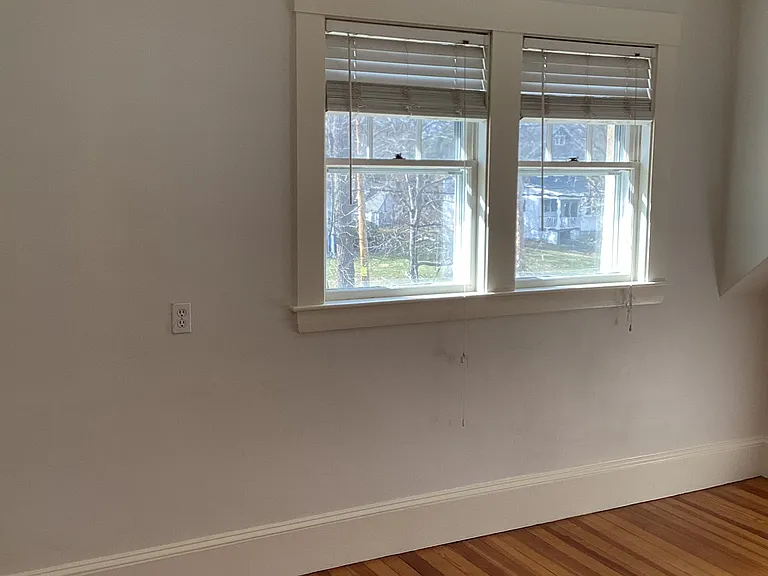 273 Main St — Photo 47