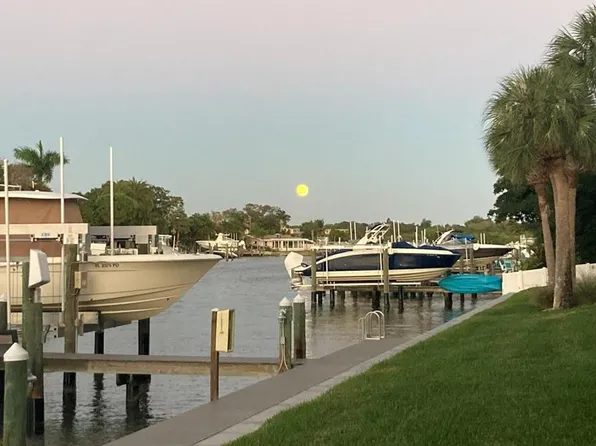 128 Marcdale Blvd, Indian Rocks Beach, FL 33785