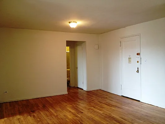 Rented by Prime Realty | media 31