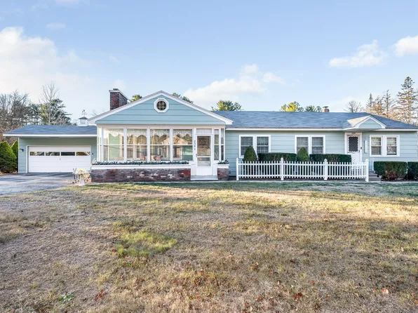 239 A & B Mammoth Road, Pelham, NH 03076