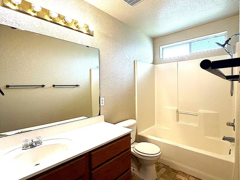 5208 Lauren Lea Dr — Photo 16