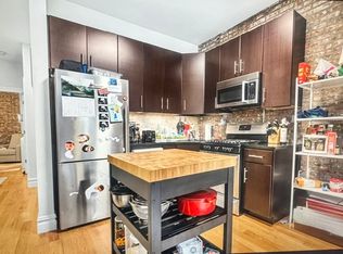 354 7th Ave #2A, Brooklyn, NY 11215