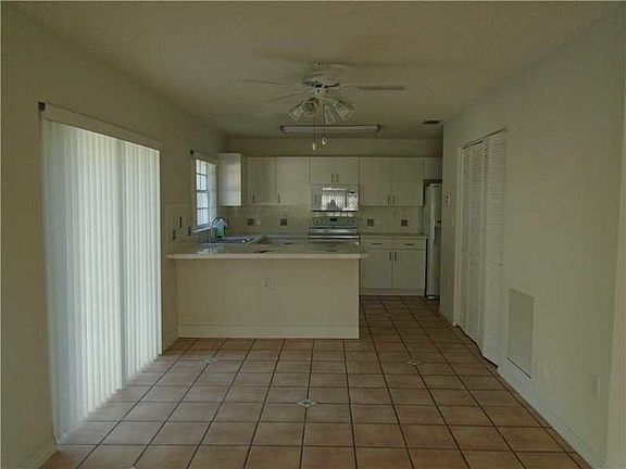 2nd image of 19050 NW 89th Ct