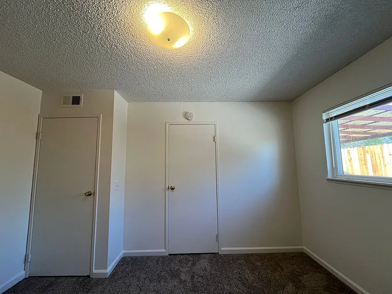 8890 Arcade Rd — Photo 9