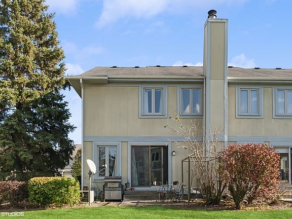5th image of 400 Catbird Ln #0