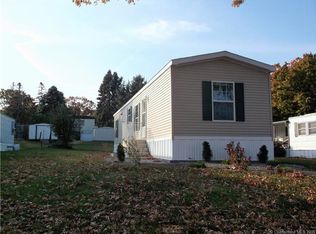 54 C St, Groton, CT 06340