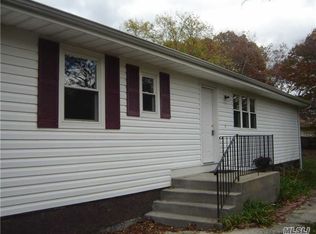 109 N Titmus Dr, Mastic, NY 11950