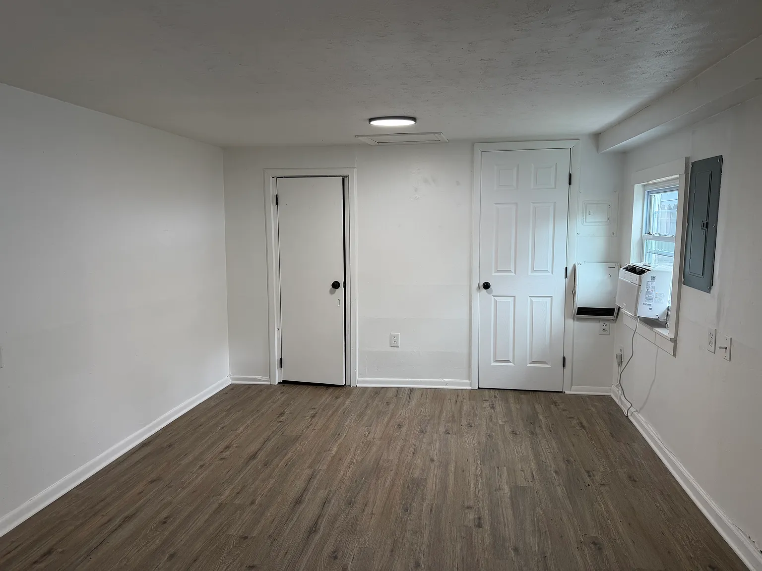 Studio, 360 sqft, $700 — Photo 4