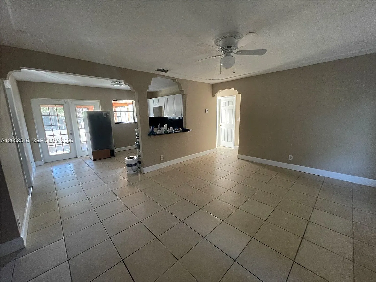 2 bed, 990 sqft, $2,500 — Photo 2