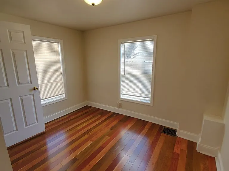 22 S Locust St — Photo 26