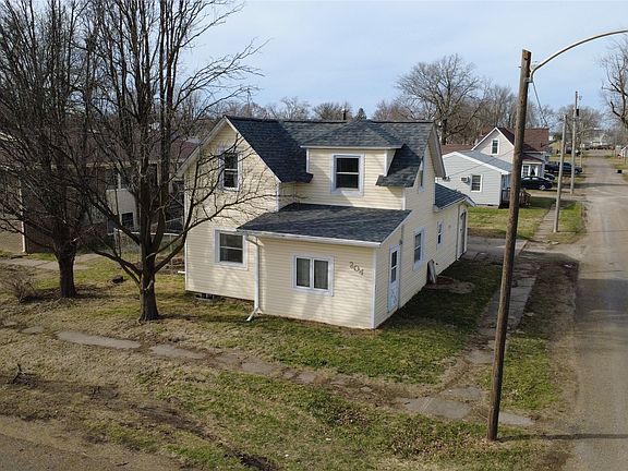 4th image of 204 E Jackson St