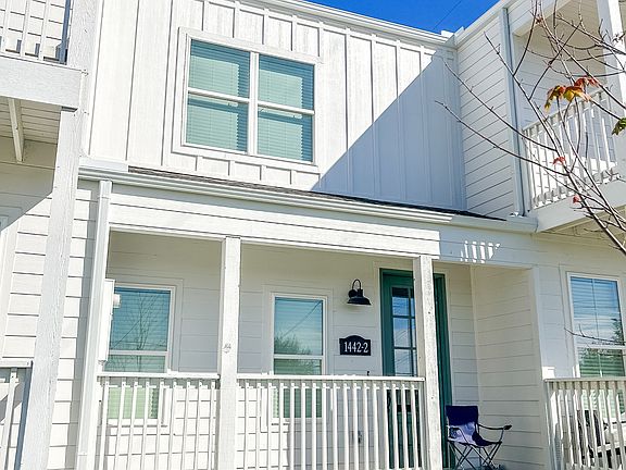 2nd image of 1442 E Huntsville Rd #2