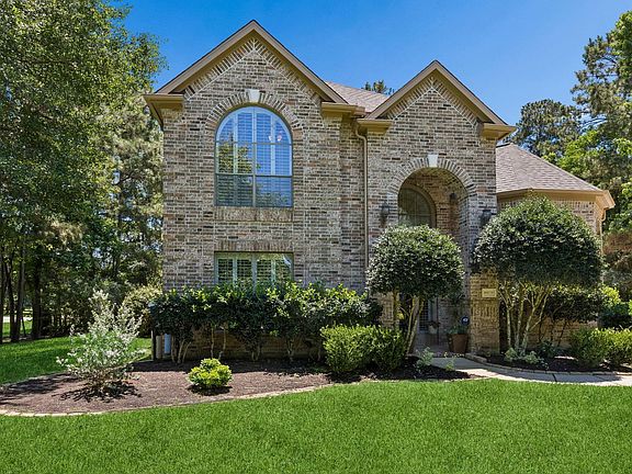 2nd image of 8978 Willow Springs Ln