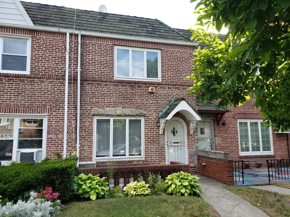 6034 78th St, Middle Village, NY 11379
