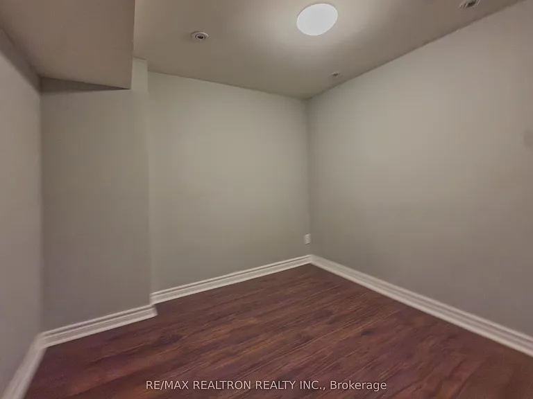 125 Decourcy Ireland Cir #BASEMENT — Photo 14