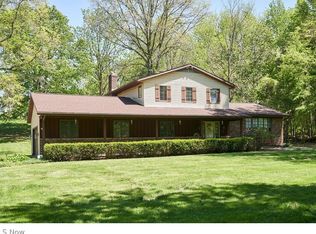 649 S Medina Line Rd, Akron, OH 44321