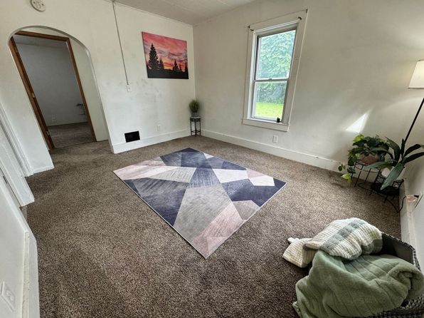 89 Newell St