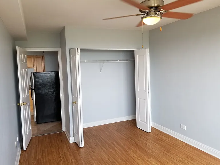 4180 Marine Terrace Apartments — Photo 190