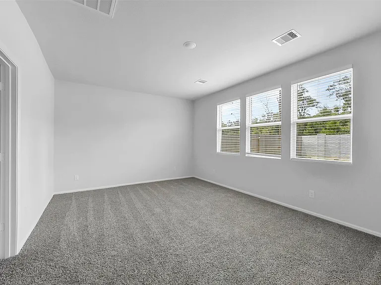 1120 Novelle Bend Dr — Photo 14