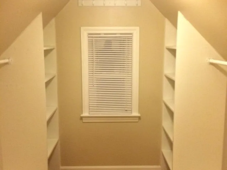 1196 Irene Rd — Photo 11