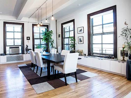 Sold by Bascom Real Estate | media 2