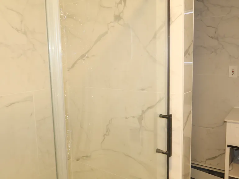 27 Hoyt St — Photo 12