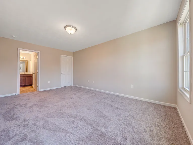 4602 Spring Willow Ln NW — Photo 18