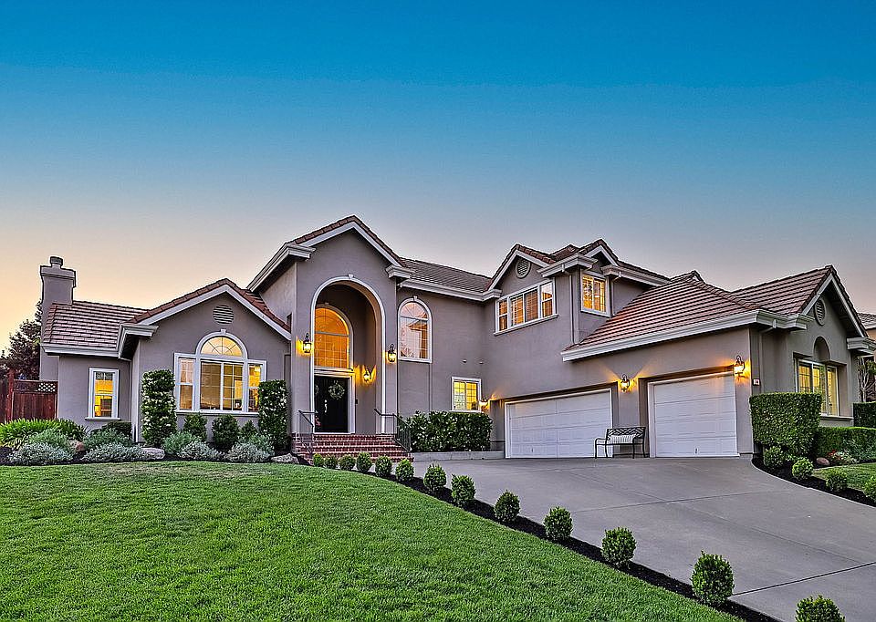 Stunning Semi Custom Home!