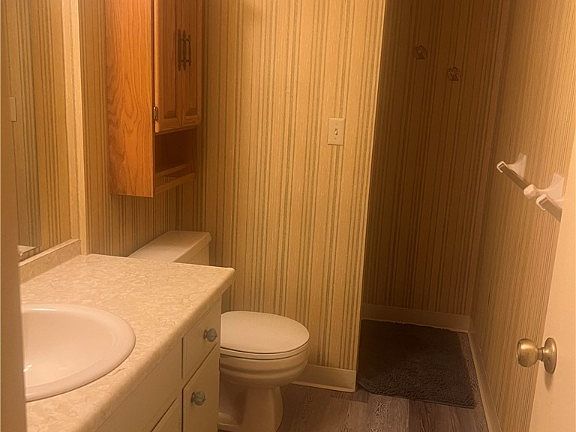 4th image of 369 Quarry Ln NE Unit E