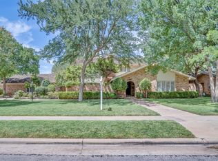 4616 10th St, Lubbock, TX 79416