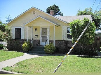 1st image of 536 Linden St