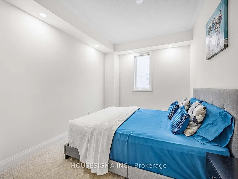 1870 Altona Rd #11 — Photo 14