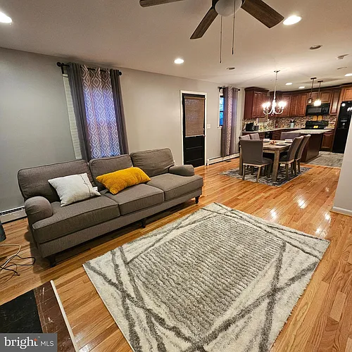 3616 Clifmar Rd Photo 1