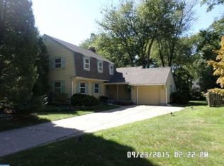 108 Westover Dr, Cherry Hill, NJ 08034