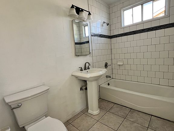 4th image of 6827 San Luis St