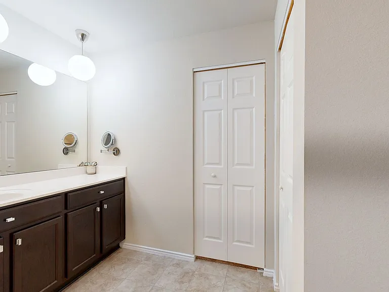 5801 Harriet Tubman Ave — Photo 7