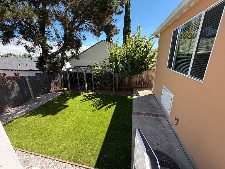 58 W 40th Ave — Photo 18