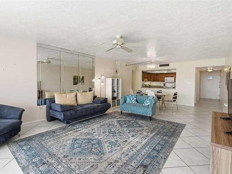 17920 Gulf Blvd #1401 — Photo 15