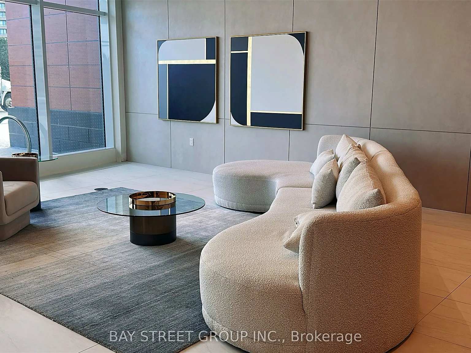 2 bed, $2,450 — Photo 3
