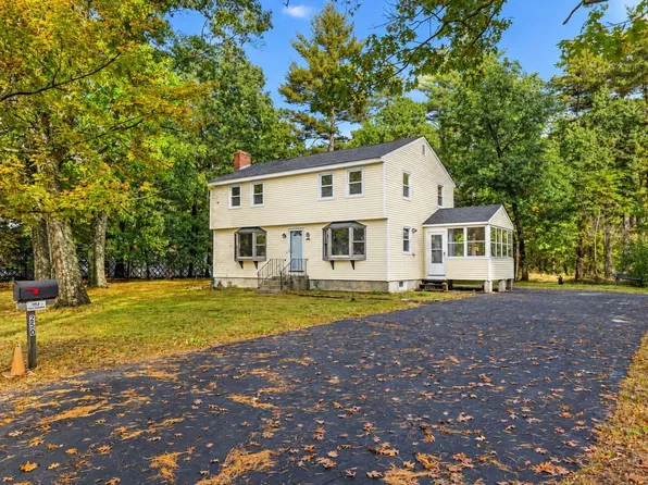 250 Shawsheen St, Tewksbury, MA 01876