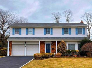 145 Rumford Rd, Kings Park, NY 11754