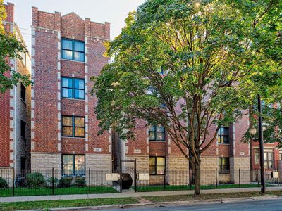 2335 W Harrison St APT 2, Chicago, IL, 60612