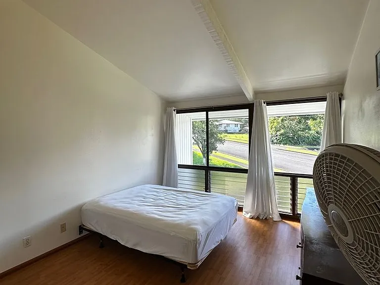 918 Kumukoa St #B303 — Photo 8