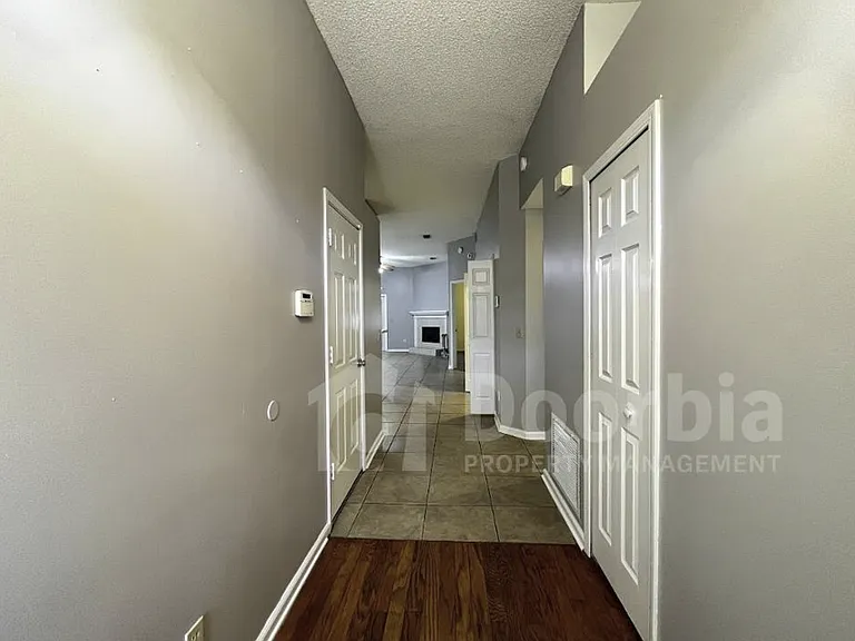 1159 Radis Pl — Photo 2