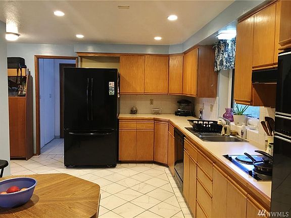 4th image of 1337 Paradise Ct SE