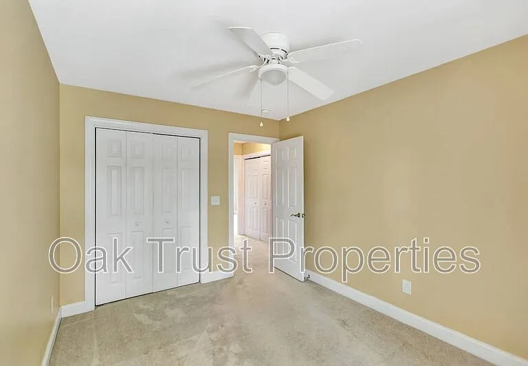 126 Tuscany Ct — Photo 27