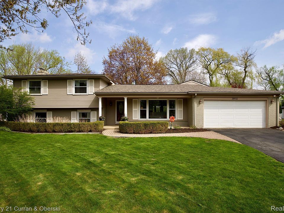 1st image of 28932 Kendallwood Dr