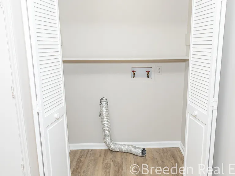 201 Patton St — Photo 8